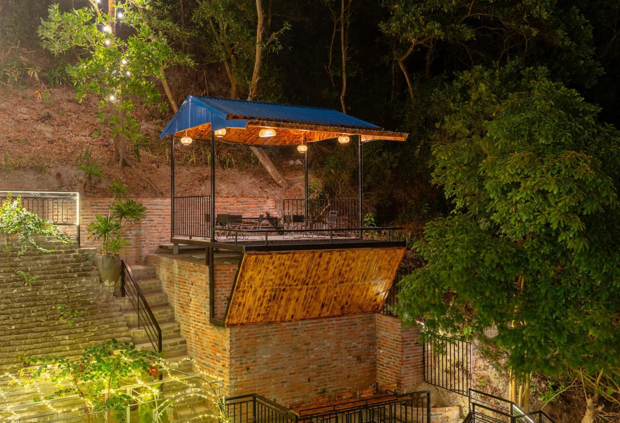 Cat Ba Xanh Spring Garden Hotel Dong Khe Sau Exteriör bild