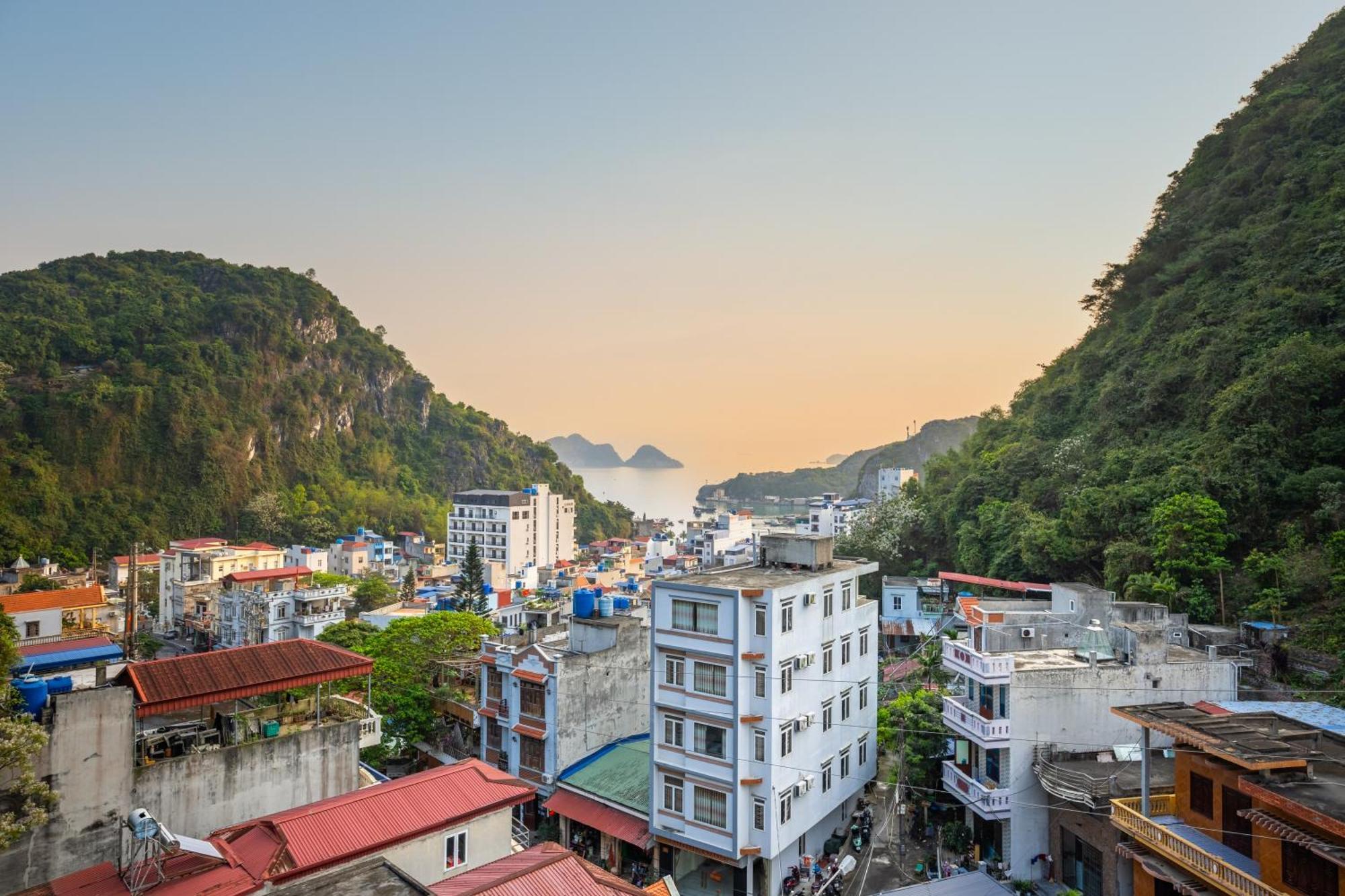 Cat Ba Xanh Spring Garden Hotel Dong Khe Sau Exteriör bild
